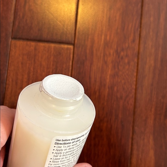 OLAPLEX No. 3 Hair Perfector - White Bottle - Picture 4 of 4